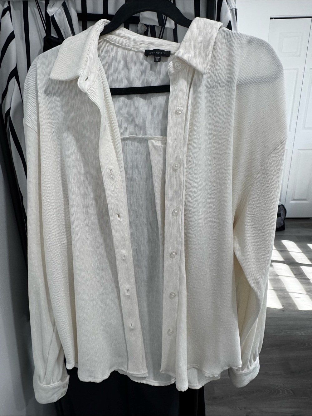 Dynamite Women's Cream Textured Button-Up Shirt